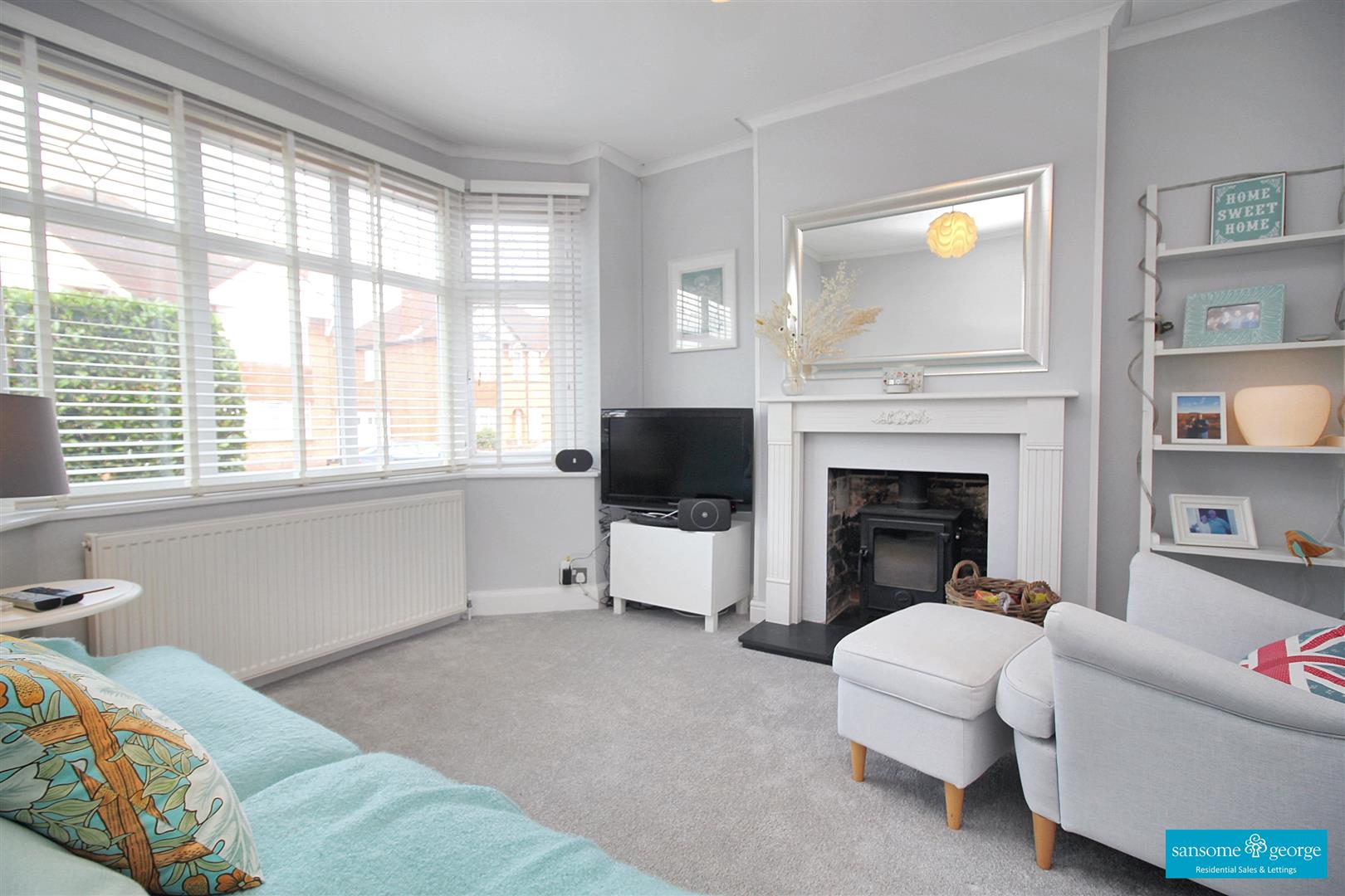 3 bed property in Drayton Road, Reading